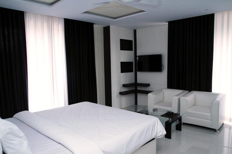 Hotel Ambalika 迪卡 外观 照片