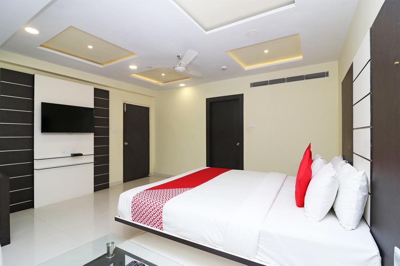 Hotel Ambalika 迪卡 外观 照片