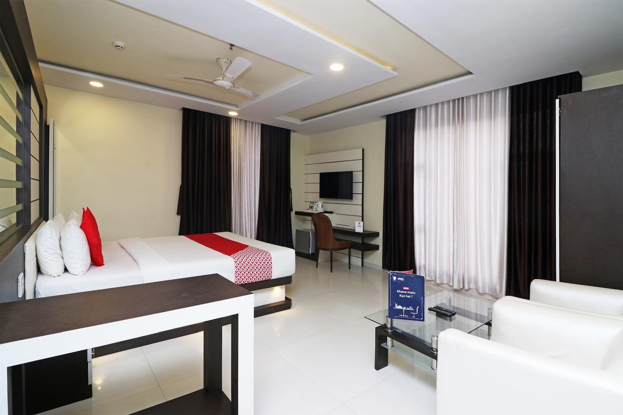 Hotel Ambalika 迪卡 外观 照片